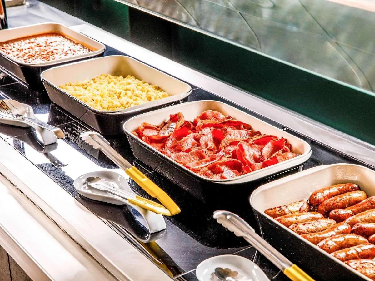 Ibis Budget London Heathrow Terminal 5 Hillingdon 3*,  Birleşik Krallık