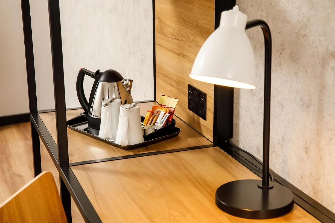 Ibis Budget London Heathrow Terminal 5 Hillingdon 3*,  Birleşik Krallık